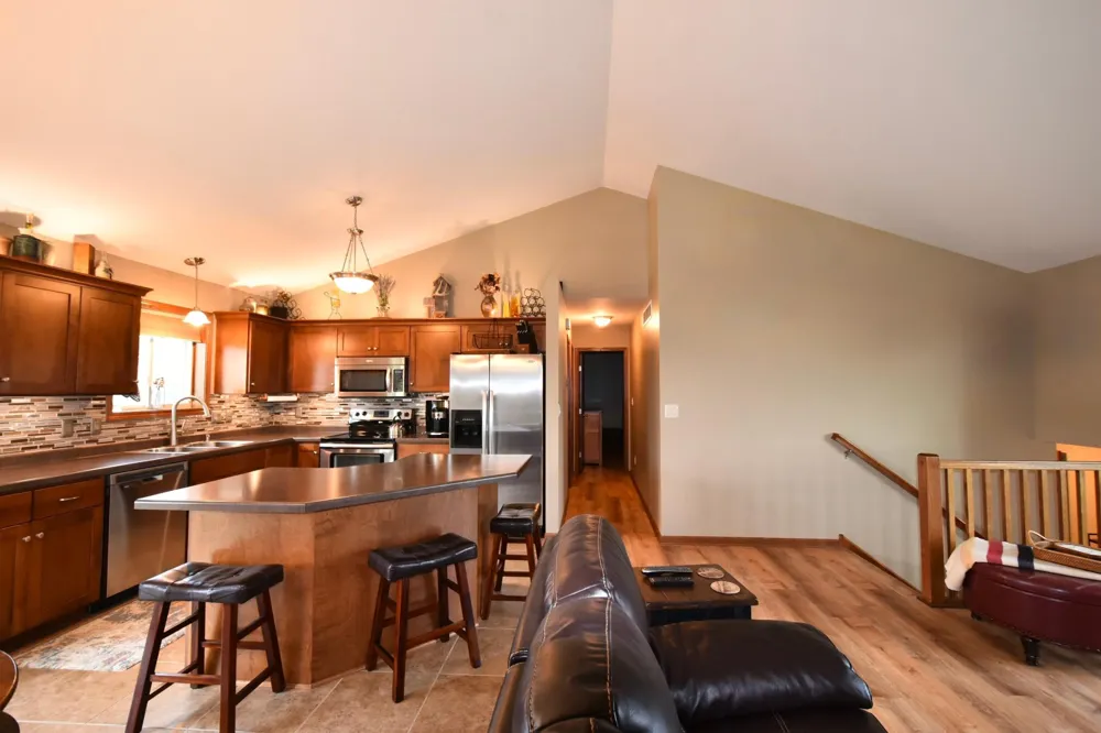 1474 Grand View Lane SE Mazeppa, MN 55956