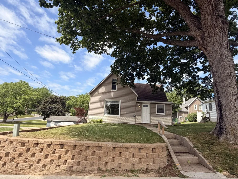 309 Pleasant Street NE Preston, MN 55965