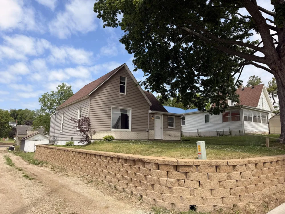 309 Pleasant Street NE Preston, MN 55965