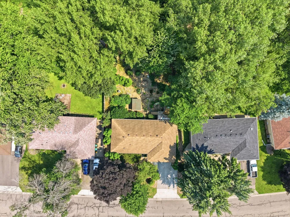 3606 Woodbine Lane Brooklyn Center, MN 55429