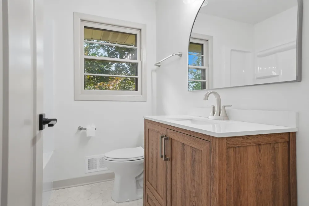 3606 Woodbine Lane Brooklyn Center, MN 55429