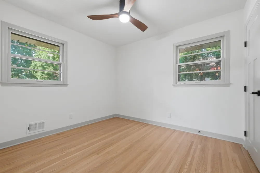 3606 Woodbine Lane Brooklyn Center, MN 55429