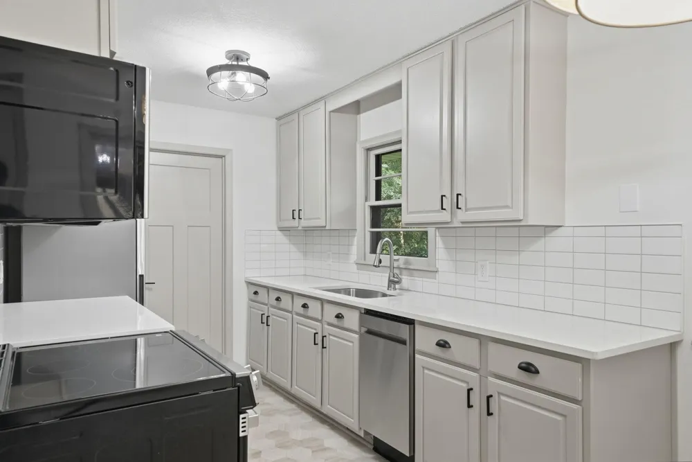 3606 Woodbine Lane Brooklyn Center, MN 55429