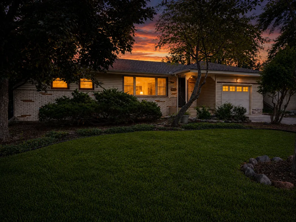 3606 Woodbine Lane Brooklyn Center, MN 55429
