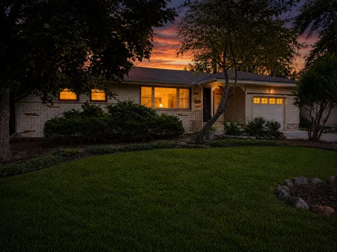 3606 Woodbine Lane