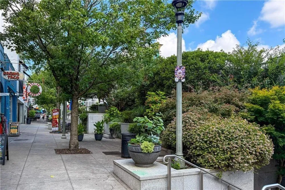 222 Forkner Drive ##10 Decatur, GA 30030