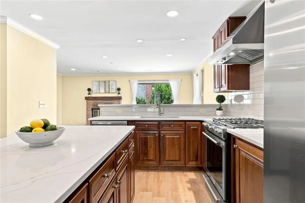 222 Forkner Drive ##10 Decatur, GA 30030