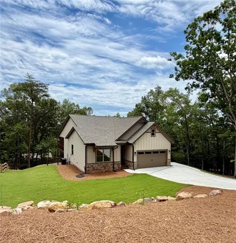 113 Elder Court