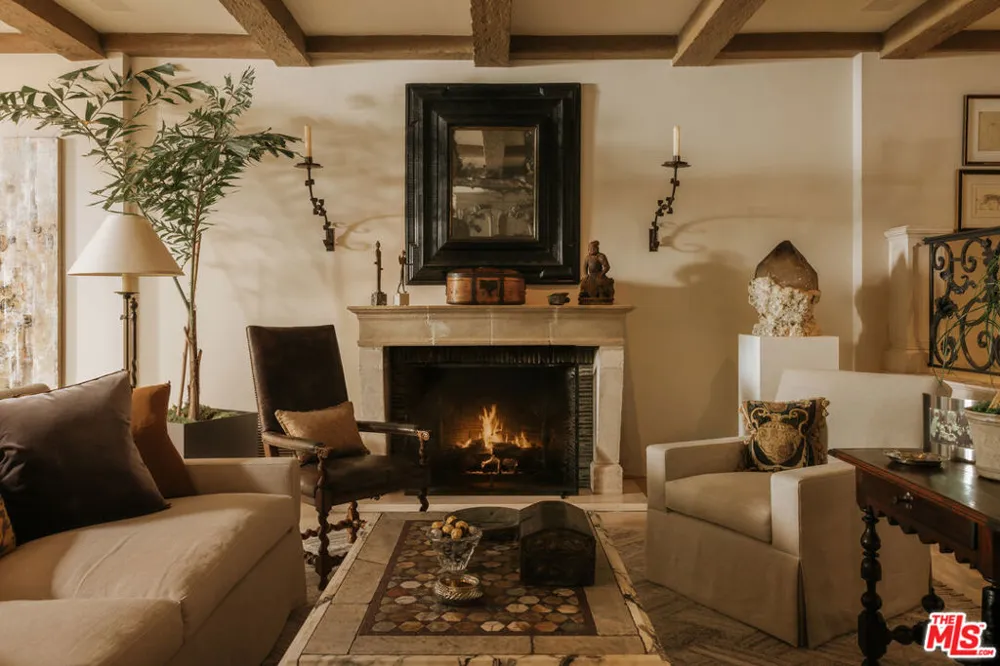 423 Faring Road Los Angeles, CA 90077