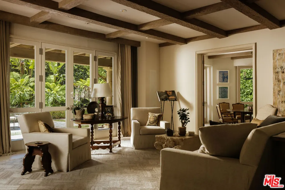 423 Faring Road Los Angeles, CA 90077