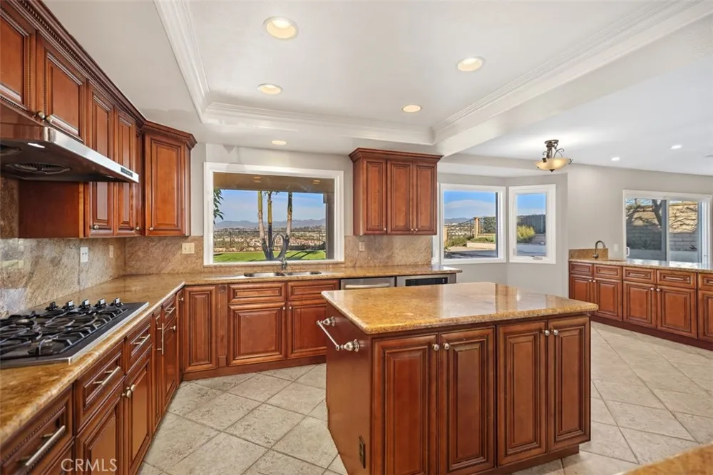 24001 Swallowtail Laguna Niguel, CA 92677