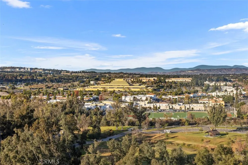 24001 Swallowtail Laguna Niguel, CA 92677