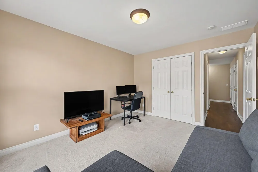 5746 Hampshire Lane Ypsilanti, MI 48197