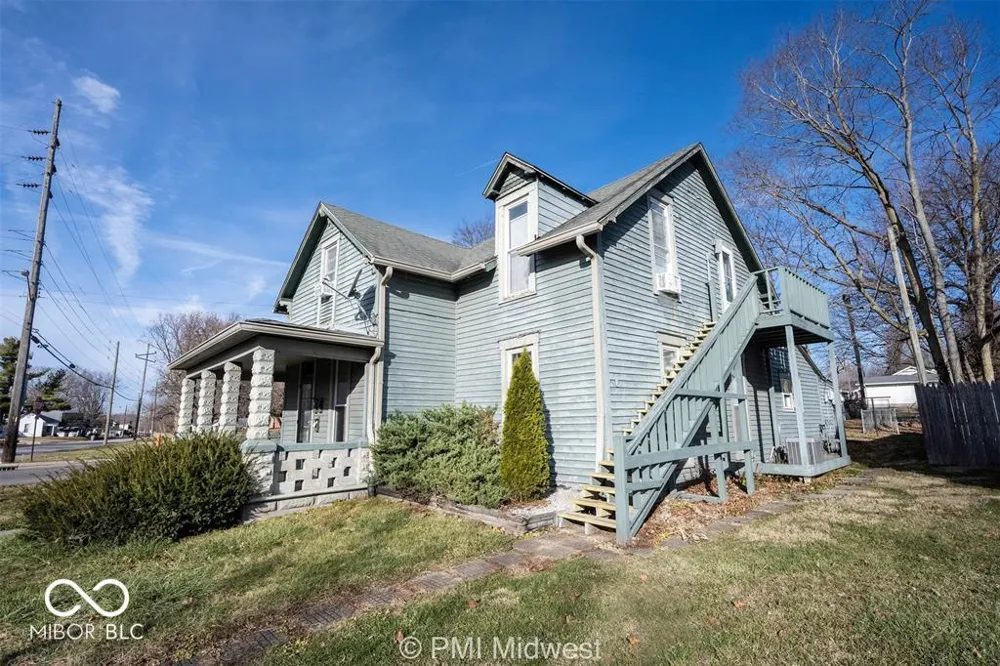 156 W Main Street #c Mooresville, IN 46158