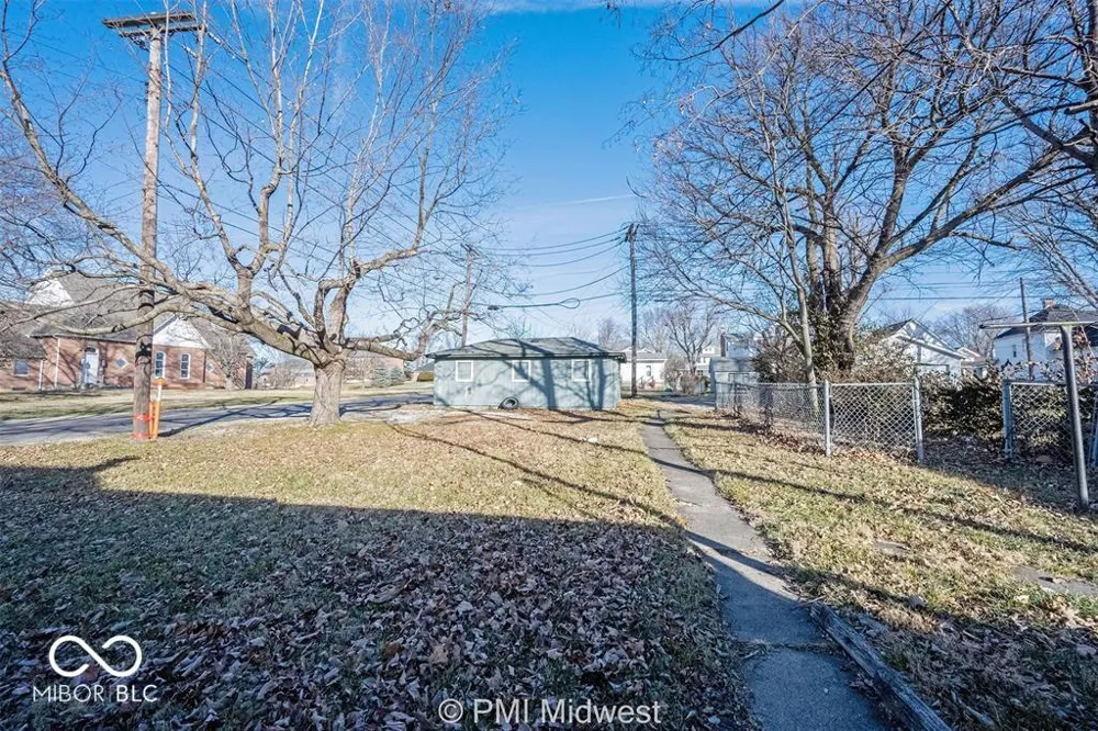 156 W Main Street #c Mooresville, IN 46158