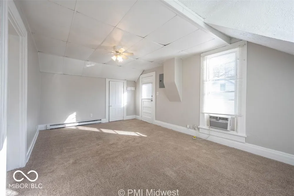 156 W Main Street #c Mooresville, IN 46158