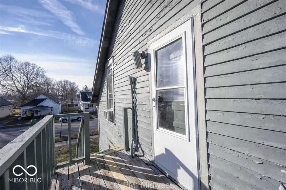 156 W Main Street #c Mooresville, IN 46158