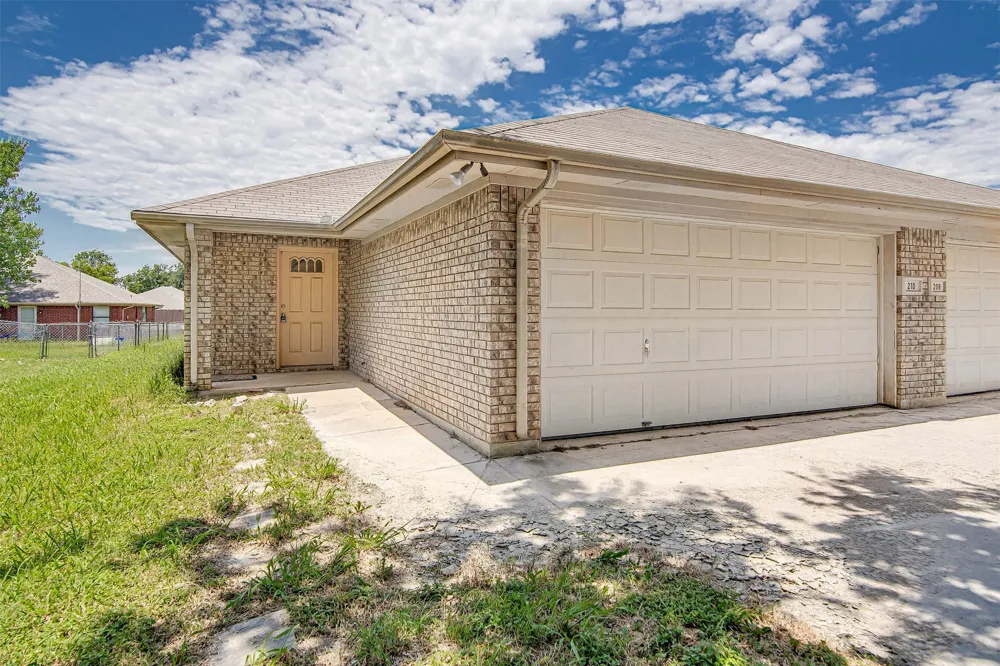 210 Joshua Boulevard #210 Joshua, TX 76058