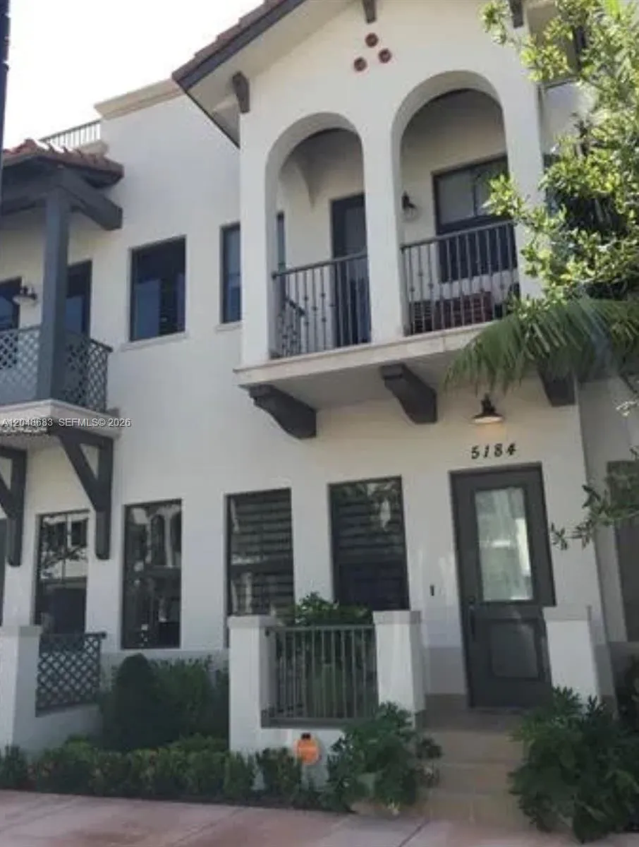 5184 NW 84th Ave Doral, FL 33166