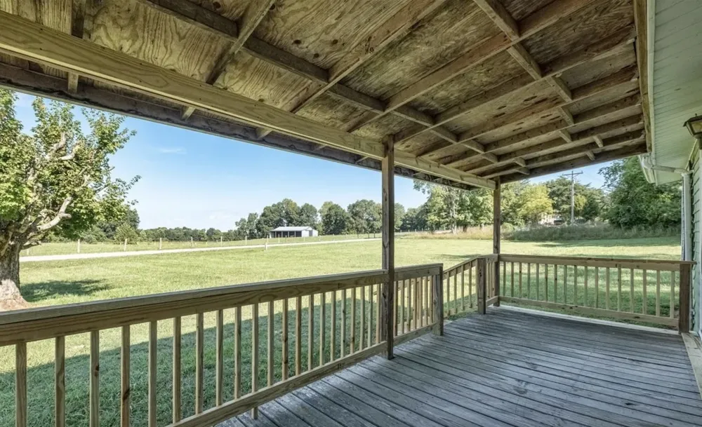 3352 Dunmor Deer Lick Rd Lewisburg, KY 42256