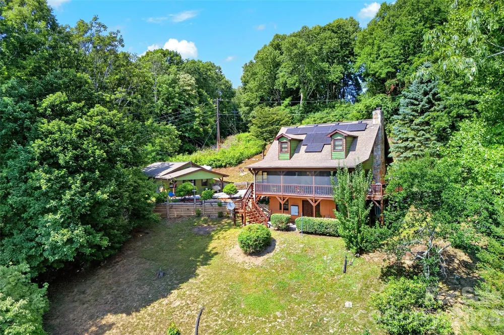 1347 Wipprecht Drive Spruce Pine, NC 28777