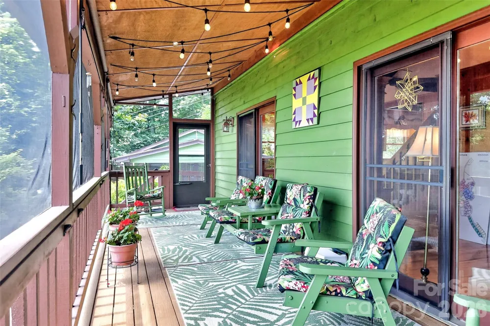 1347 Wipprecht Drive Spruce Pine, NC 28777