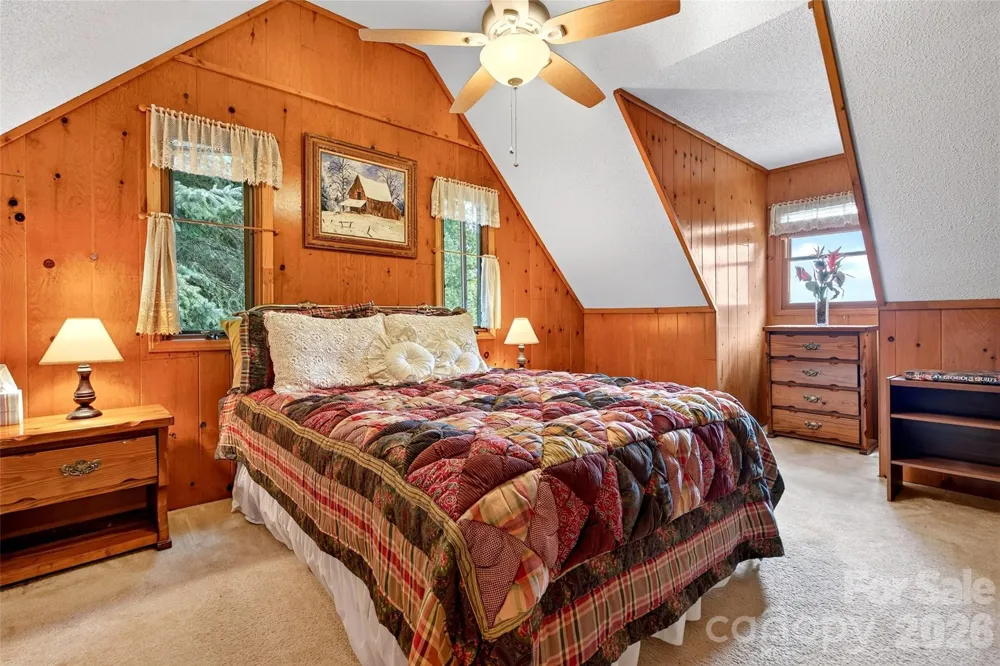 1347 Wipprecht Drive Spruce Pine, NC 28777