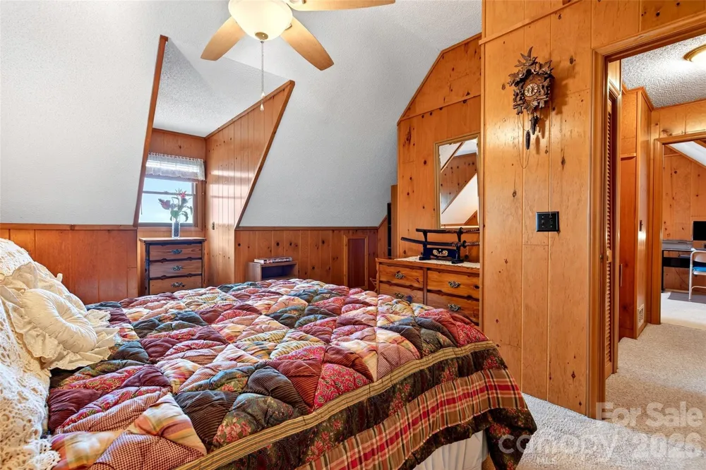 1347 Wipprecht Drive Spruce Pine, NC 28777