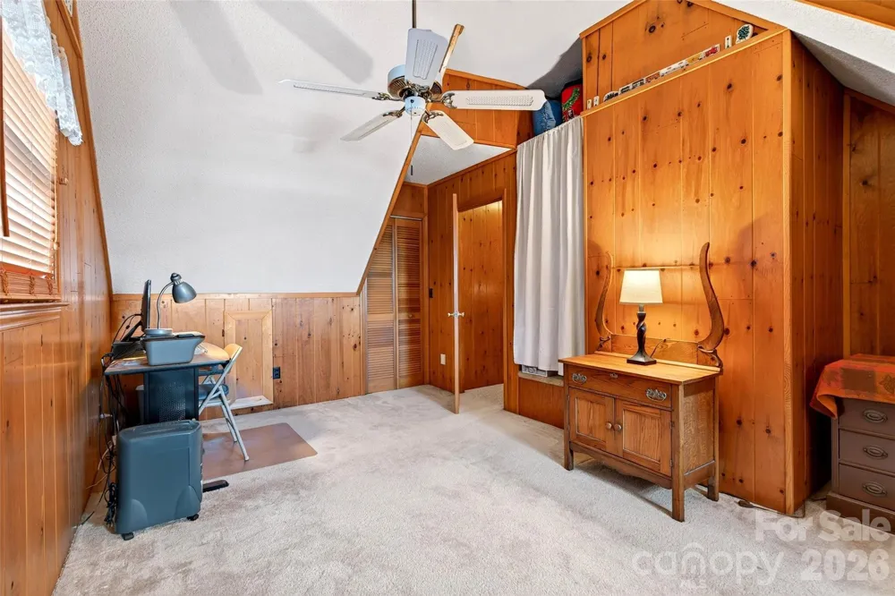 1347 Wipprecht Drive Spruce Pine, NC 28777