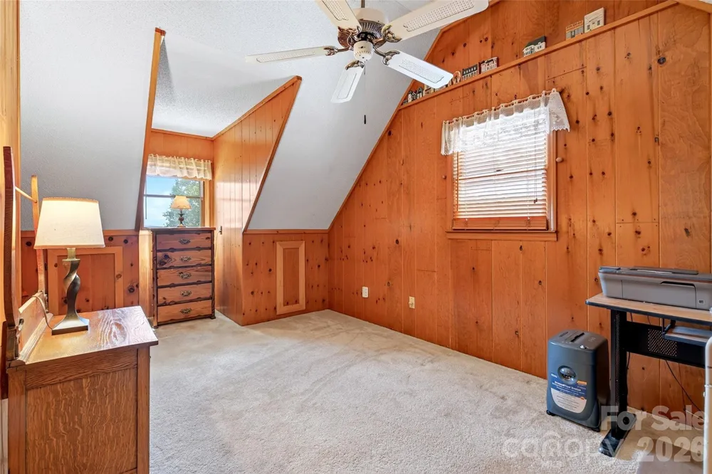 1347 Wipprecht Drive Spruce Pine, NC 28777
