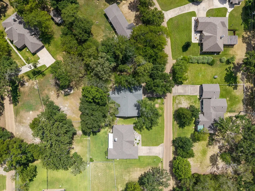 116 Meadowood Road Enchanted Oaks, TX 75156