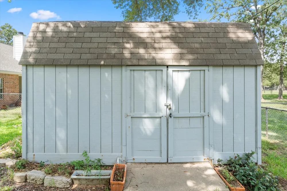 116 Meadowood Road Enchanted Oaks, TX 75156