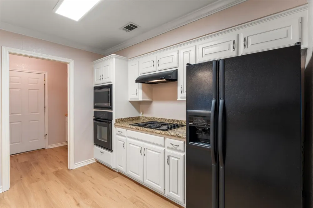 116 Meadowood Road Enchanted Oaks, TX 75156