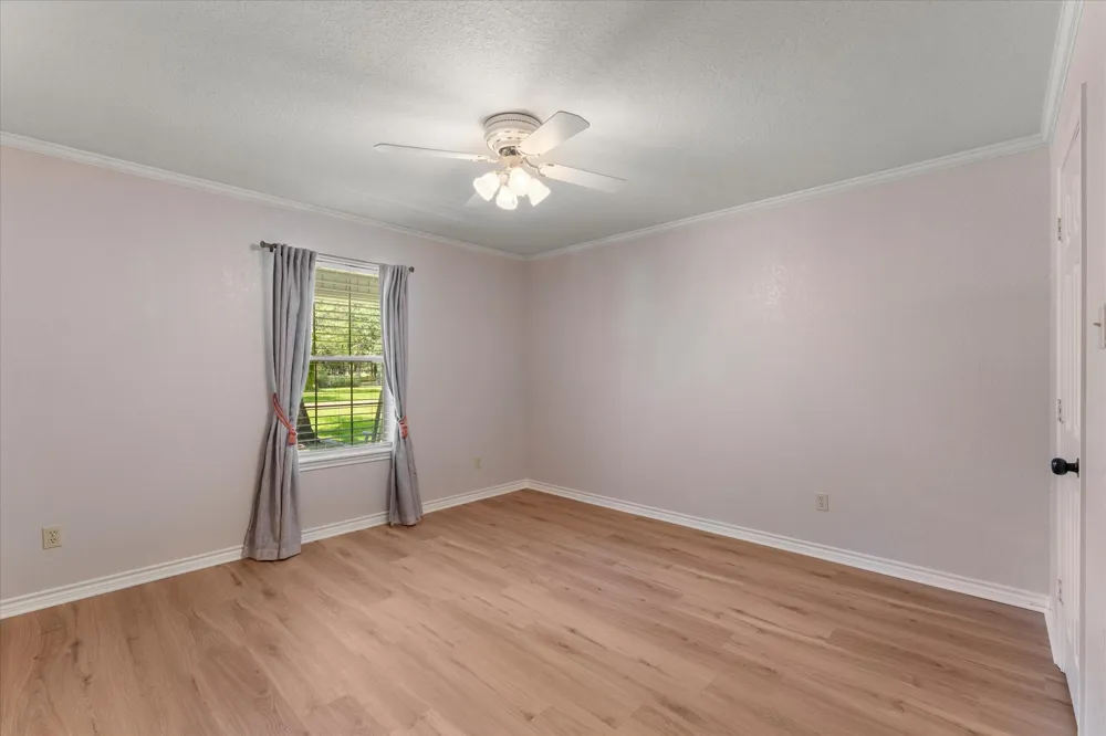 116 Meadowood Road Enchanted Oaks, TX 75156
