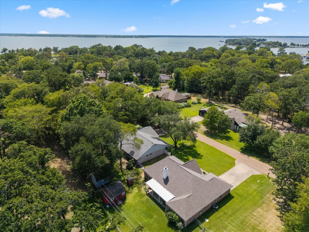 116 Meadowood Road Enchanted Oaks, TX 75156