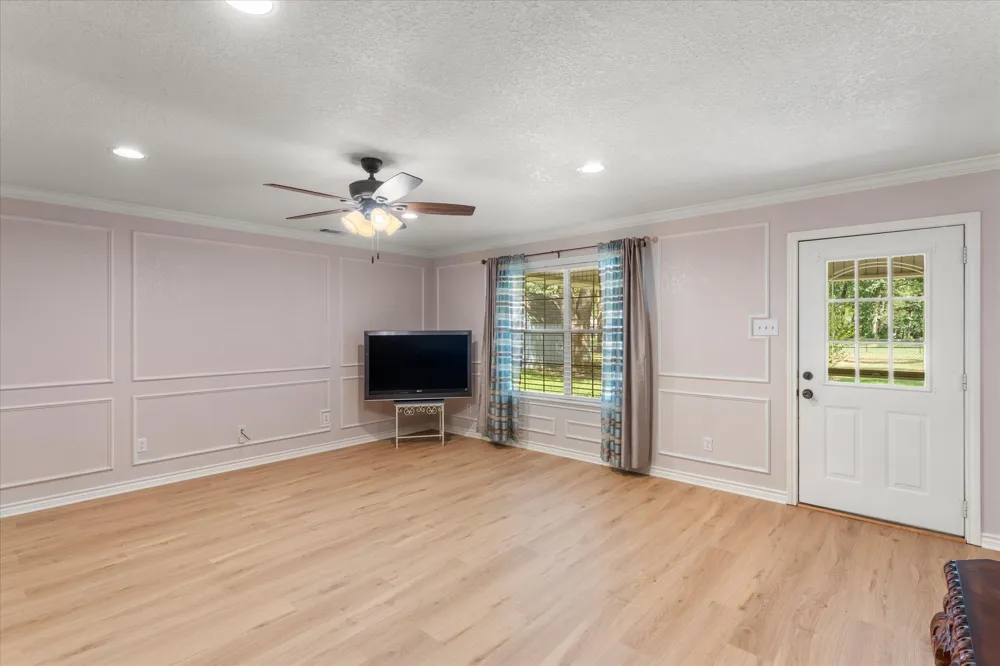 116 Meadowood Road Enchanted Oaks, TX 75156