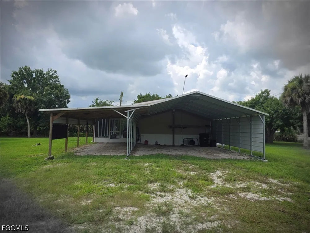 Saddle Lane Moore Haven, FL 33471
