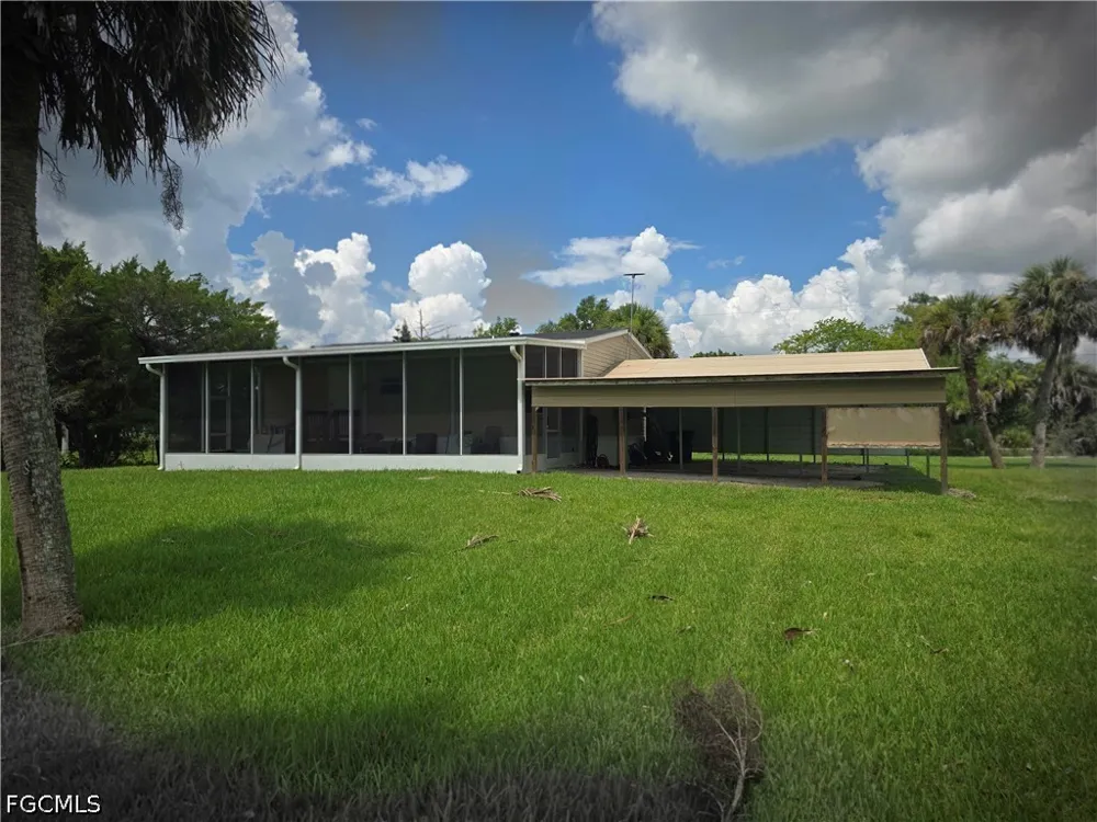 Saddle Lane Moore Haven, FL 33471