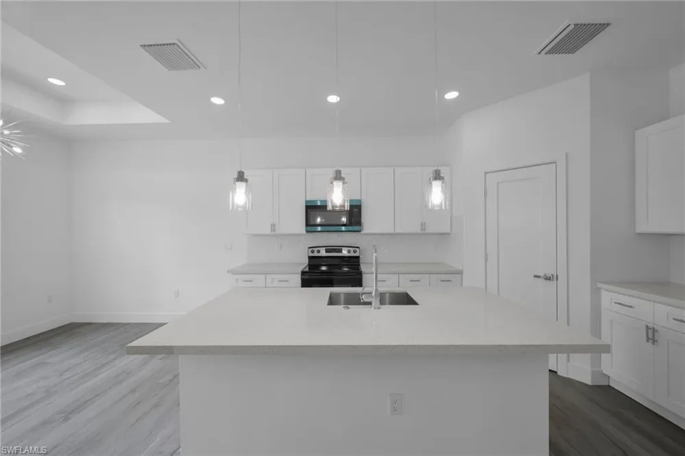 12061 Atoll Avenue Port Charlotte, FL 33981