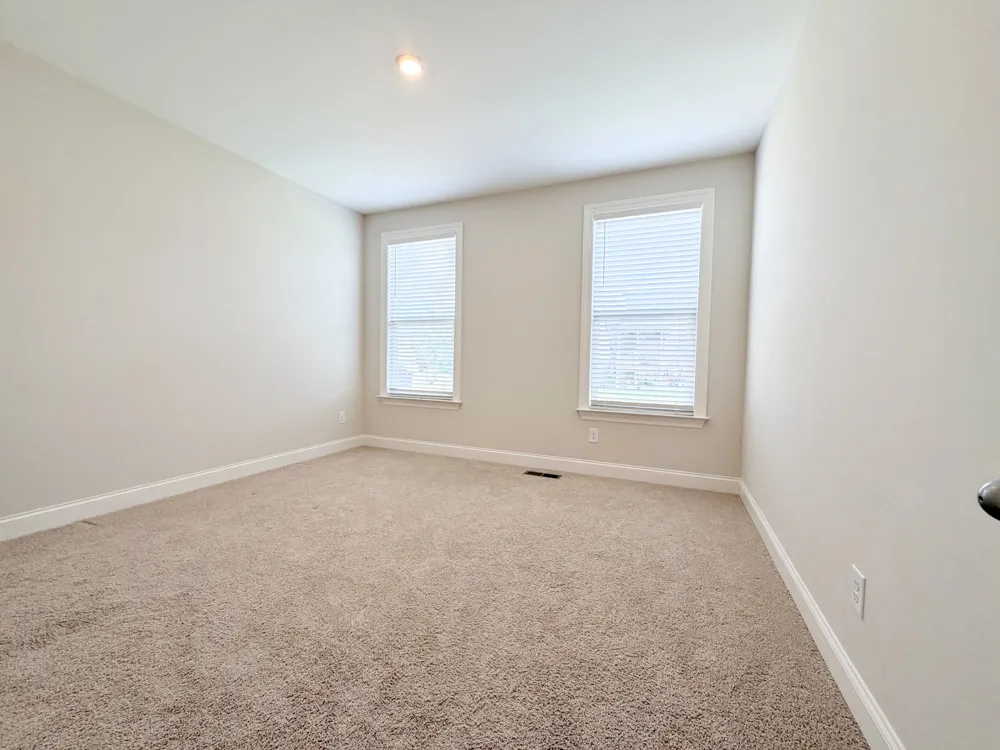 105 Cryer Dr Gallatin, TN 37066