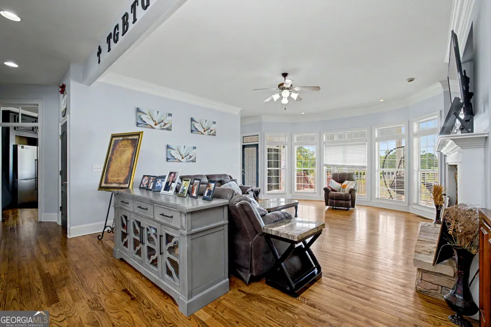 1815 Drew Allen RD Williamson, GA 30292