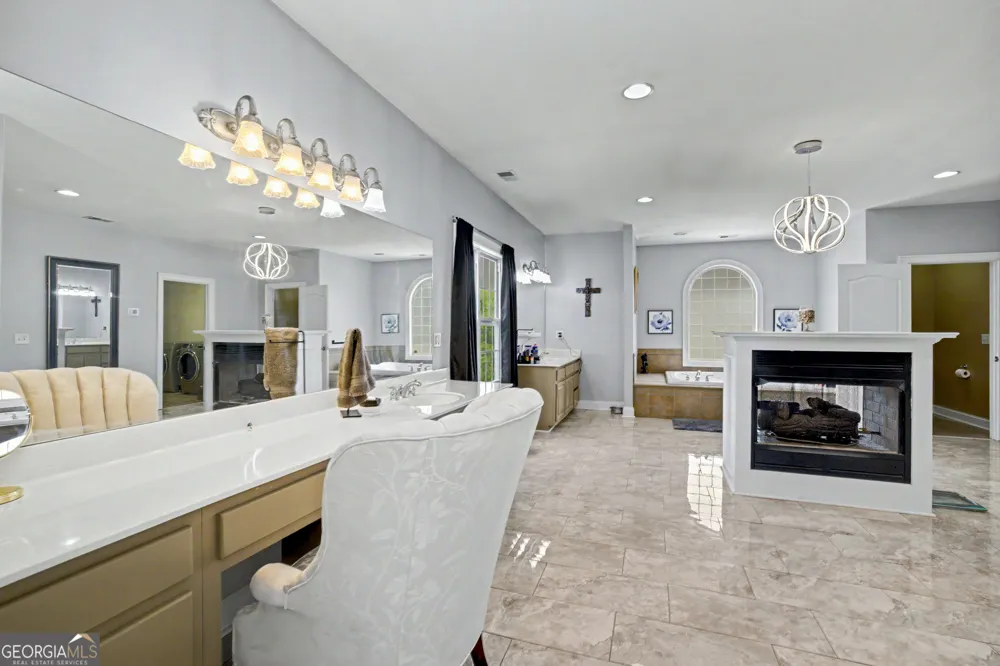 1815 Drew Allen RD Williamson, GA 30292