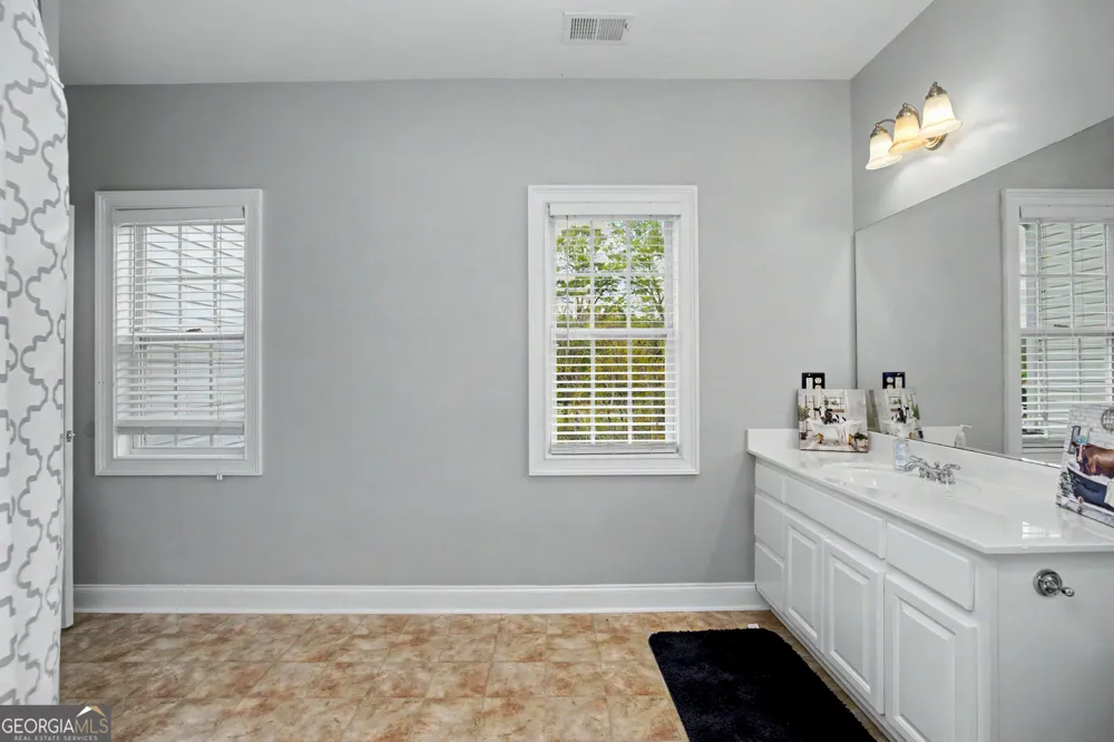1815 Drew Allen RD Williamson, GA 30292