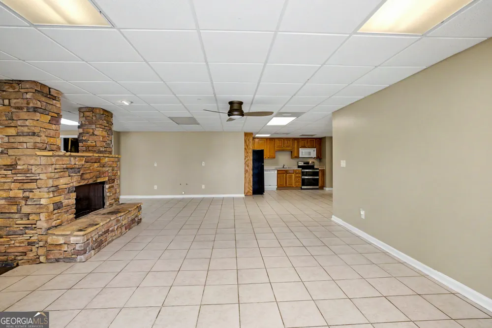 1815 Drew Allen RD Williamson, GA 30292