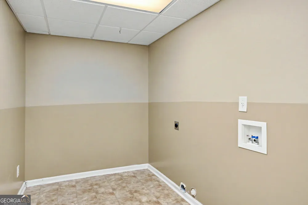 1815 Drew Allen RD Williamson, GA 30292