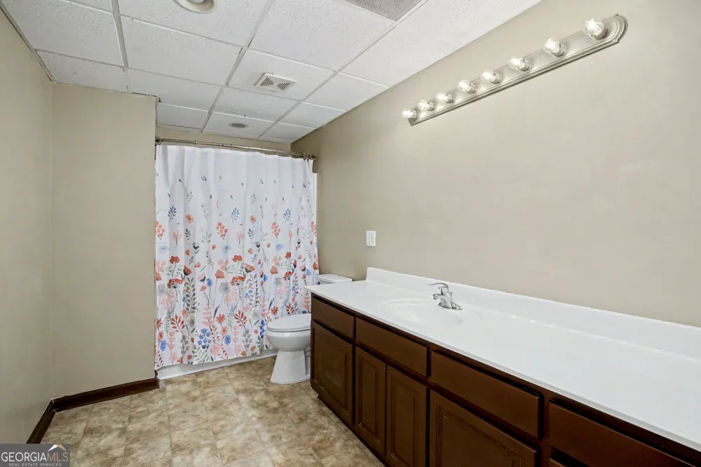 1815 Drew Allen RD Williamson, GA 30292