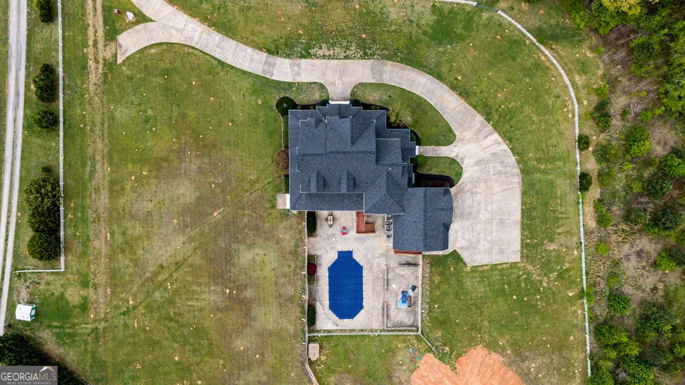 1815 Drew Allen RD Williamson, GA 30292