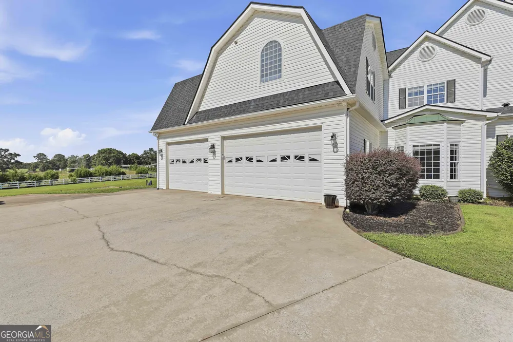 1815 Drew Allen RD Williamson, GA 30292