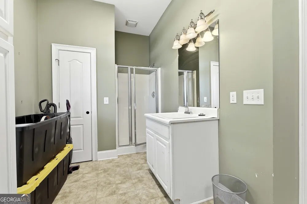 1815 Drew Allen RD Williamson, GA 30292
