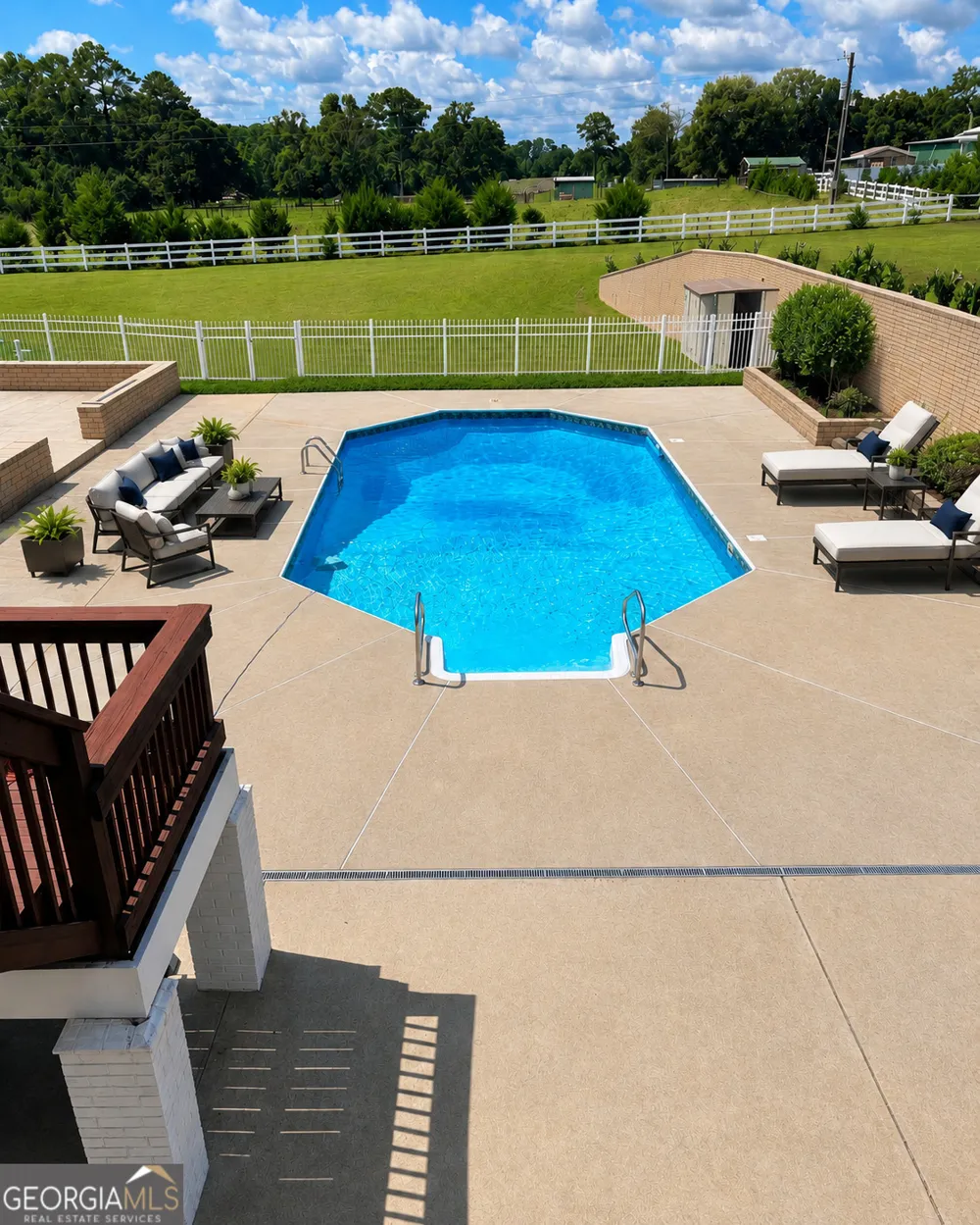 1815 Drew Allen RD Williamson, GA 30292